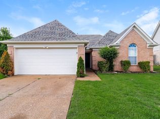 9992 Cameron Ridge Trl, Cordova, TN 38016
