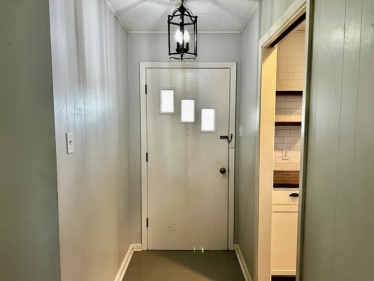 1412 Rose St — Photo 7