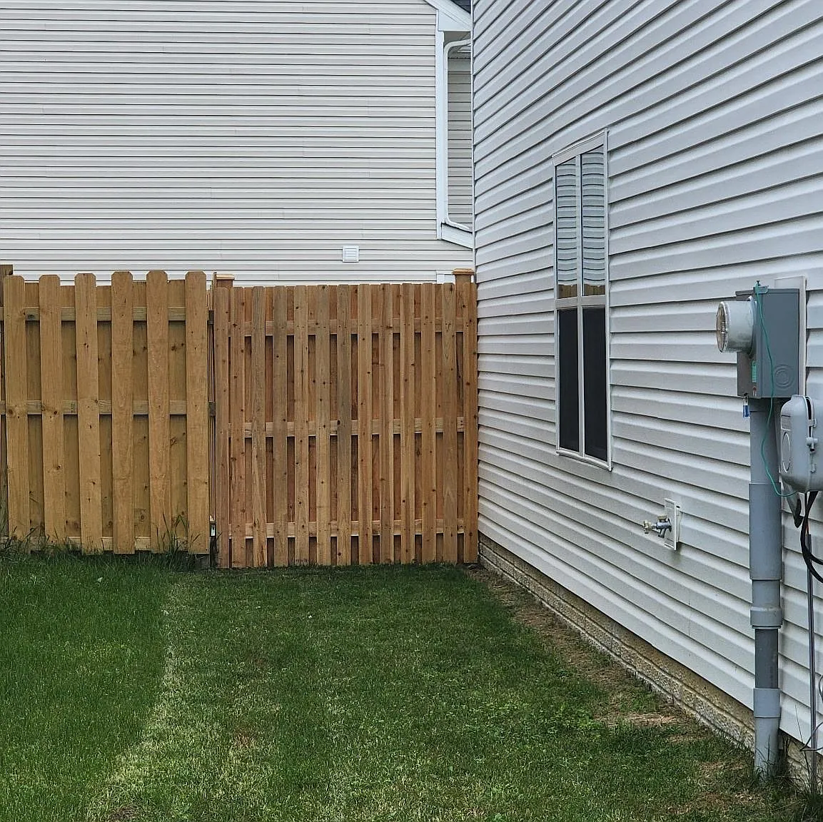 5 bed, 2.5 bath, 2134 sqft, $2,600 — Photo 3