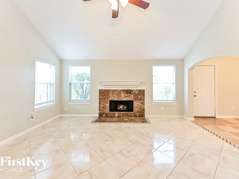 7230 Wimberly Oaks Ln — Photo 3
