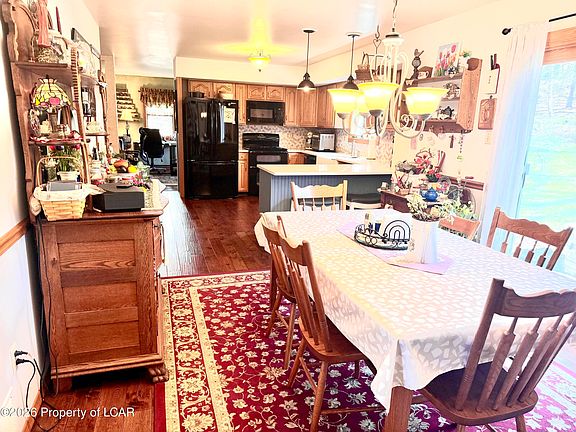 4th image of 214 Eagle Rd