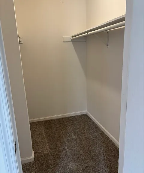 1165 Mount Rushmore Way #B — Photo 19