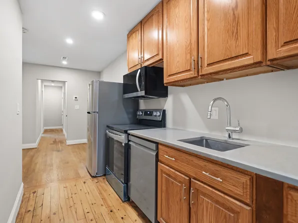 1614 21st Pl SE APT 4, Washington, DC 20020