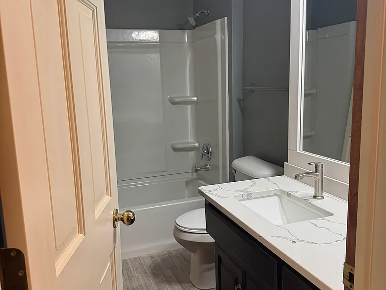 16728 Leavenworth Cir — Photo 40