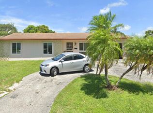 10299 Fairway Heights Blvd, Miami, FL 33157