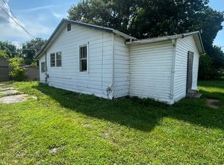 2312 Carol St, Cahokia, IL 62206