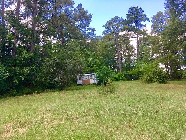 2nd image of 120 Cedar Point Dr NW