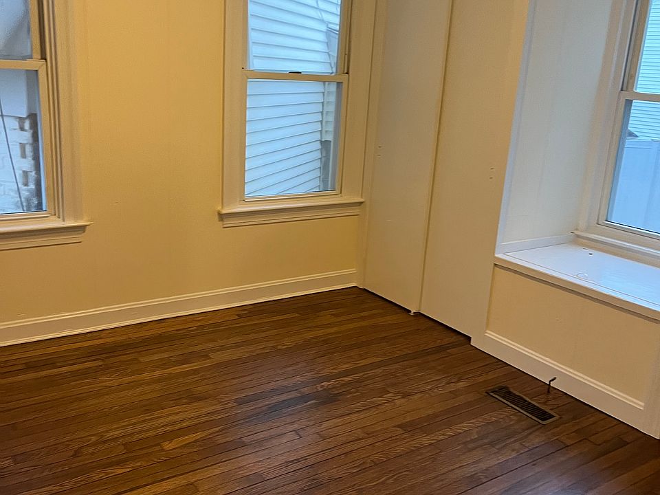 2nd image of 145 Tower St #1