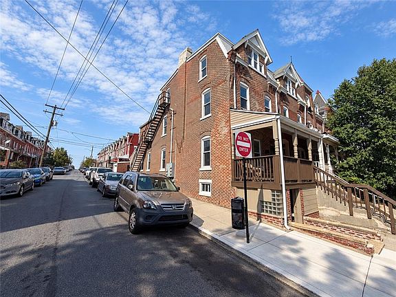 4th image of 437 W Allen St