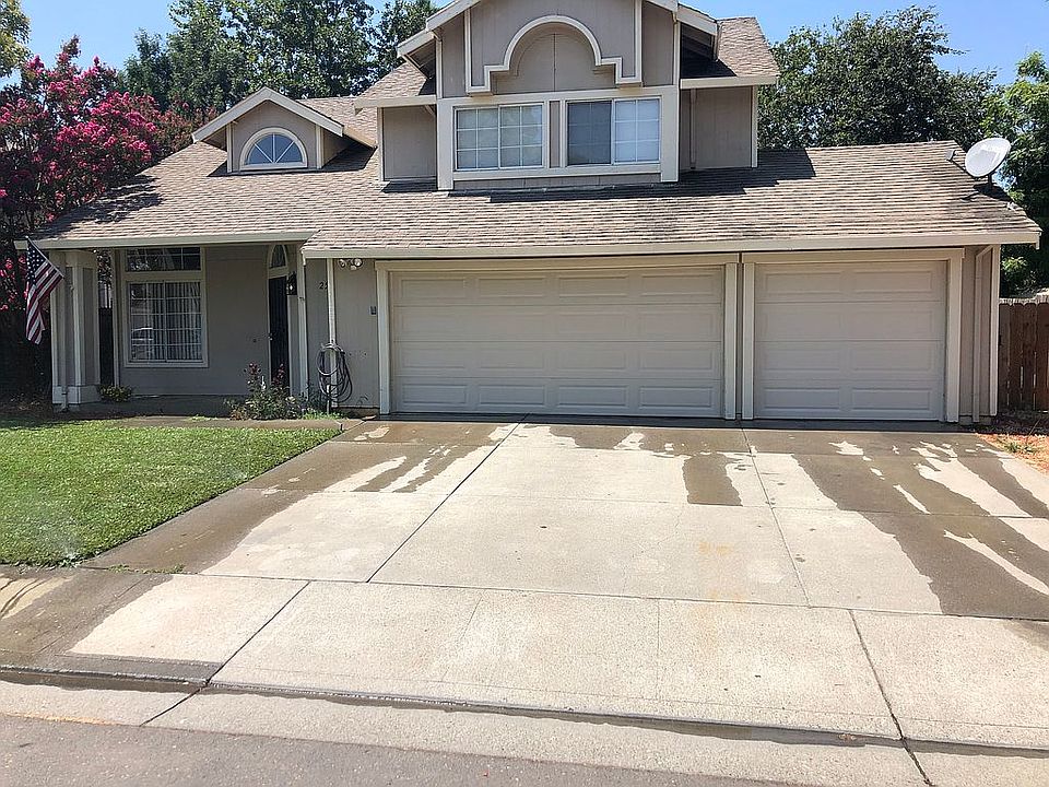 2nd image of 255 Bowen Ln