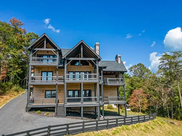 100 Gibbs Mountain Vw, Blue Ridge, GA 30513