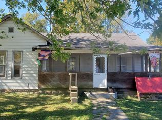 400 N Division St, Norris City, IL 62869