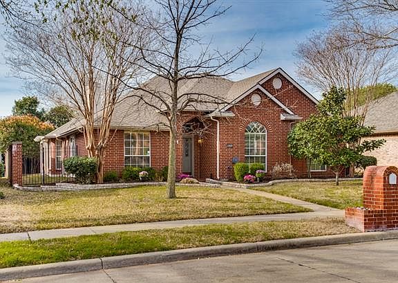 2nd image of 10809 Jackson Ln