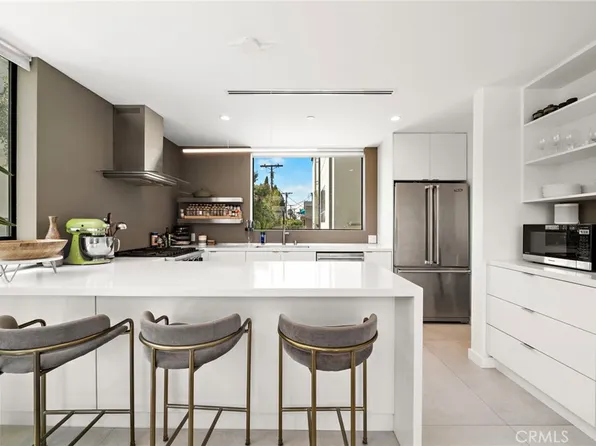 3859 S Centinela Ave, Los Angeles, CA 90066