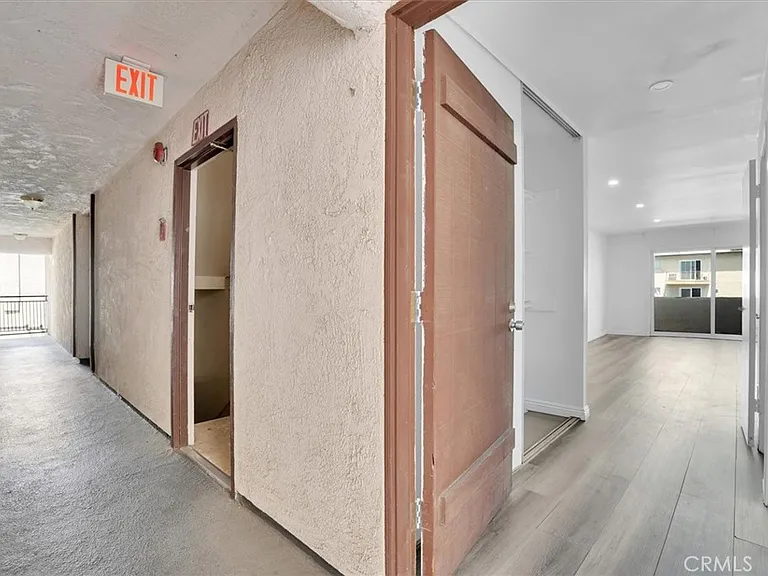 5412 Lindley Ave #110 — Photo 22