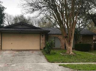 8614 Tanbark Dr, San Antonio, TX 78240