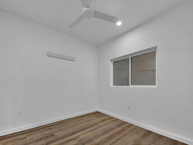 Saddle Lofts Apartments — Photo 32