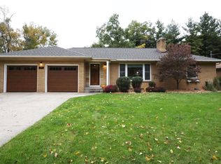 2903 Chamberlain Ave SE, Grand Rapids, MI 49508