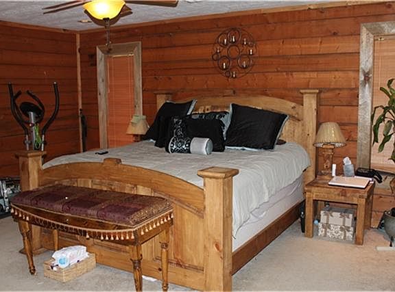 OVER SIZED MASTER BEDROOM