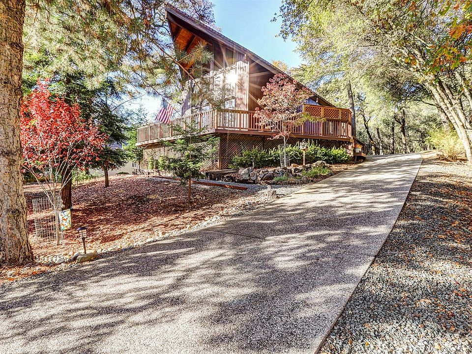 1st image of 19264 Jayhawk Dr