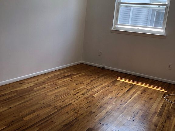 5th image of 112 North Ave #1