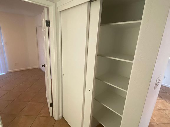4th image of 417 E 9th Ave #1