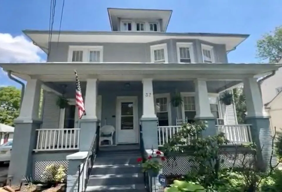 37 Columbia Ave #1
