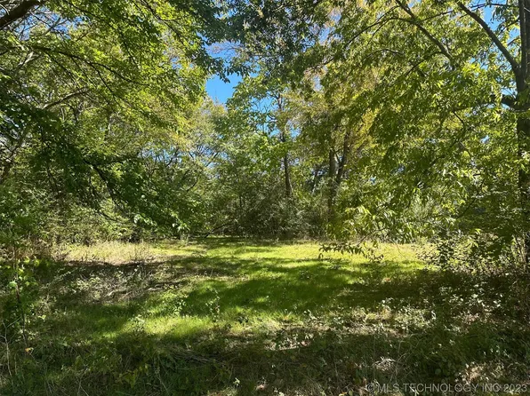 601 E Main St, Wilburton, OK 74578