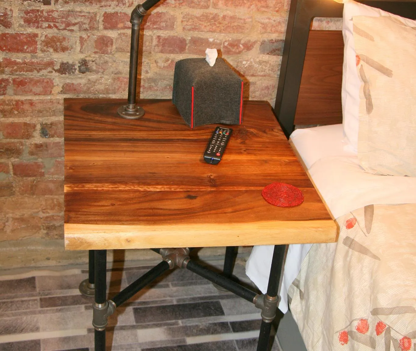 Studio, 500 sqft, $2,150 — Photo 3
