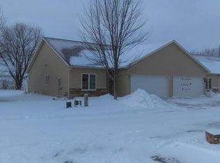 5212 Supalla Ct NW, Rochester, MN 55901