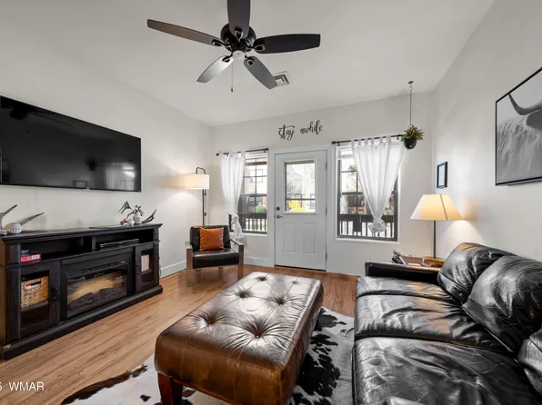 2395 Quarter Horse Trl, Overgaard, AZ 85933