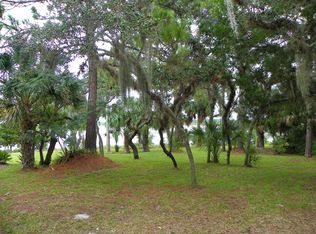 16297 Andrews Cir, Cedar Key, FL 32625