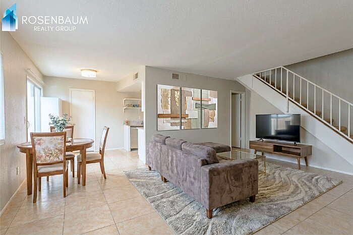 その他 SRL NEIGHBORHOOD SQUARE-2 W-BOARD BROWN 860 E Brown Rd APT 22, Mesa, AZ 85203 | Zillow