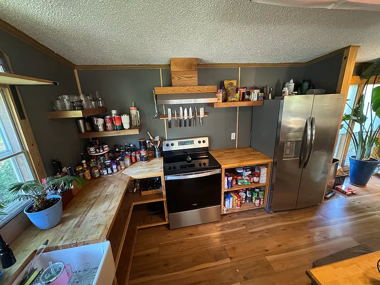 10 Garden Rd — Photo 8