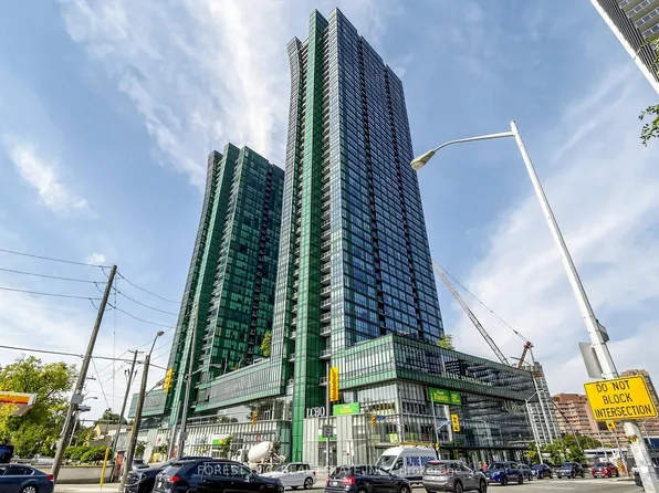 9 Bogert Ave #2008, Toronto, ON M2N 0H3