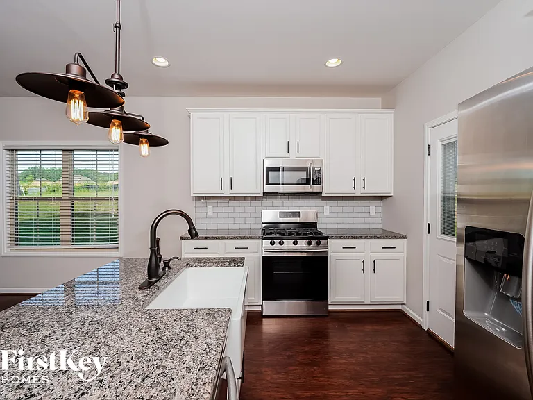 125 Ridgefield Ln — Photo 5