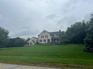 40W747 Chippewa Pass, Elgin, IL 60124