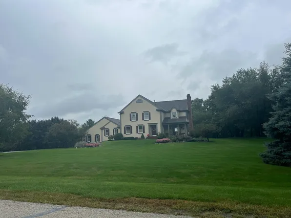 40W747 Chippewa Pass, Elgin, IL 60124