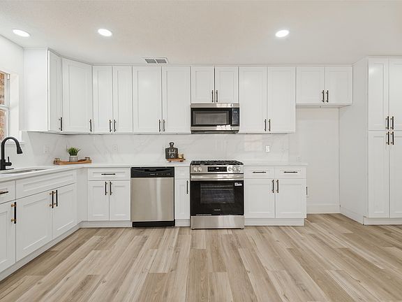 2nd image of 2212 Piedmont St