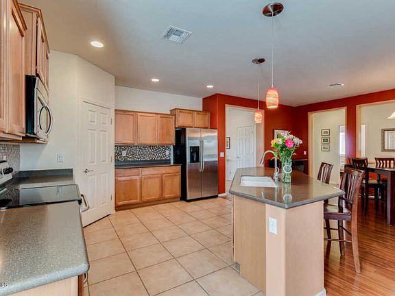 4th image of 8633 S 57th Dr