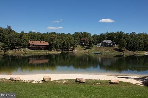 2nd image of 48 Schooner Ct