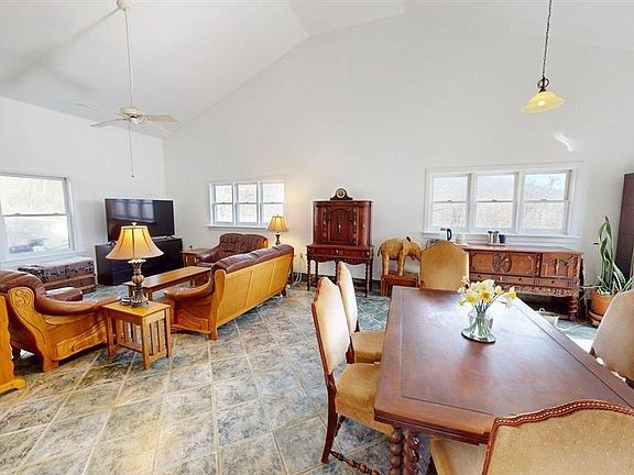 5th image of 552 Township Road 158