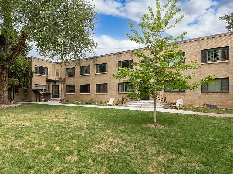 1481 Ash St #4 — Photo 30