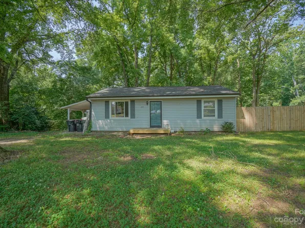 447 Central Dr NW, Concord, NC 28027