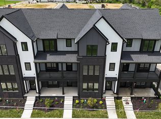 365 S Cherry St, Westfield, IN 46074