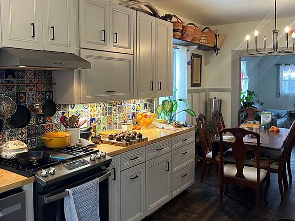 5th image of 214 E Chambers St