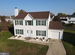 7 Lyon Ct, Newark, DE 19702