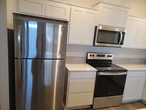 3rd image of 11717 NE 28th St