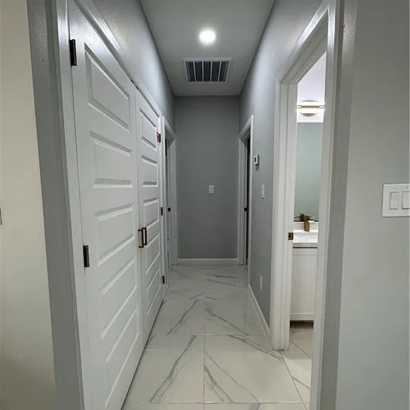 5900 Notre Dame Ave #3 — Photo 6