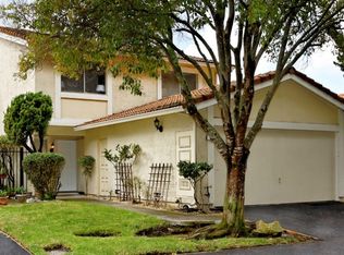 63 Mission Hills St, Oakland, CA 94605